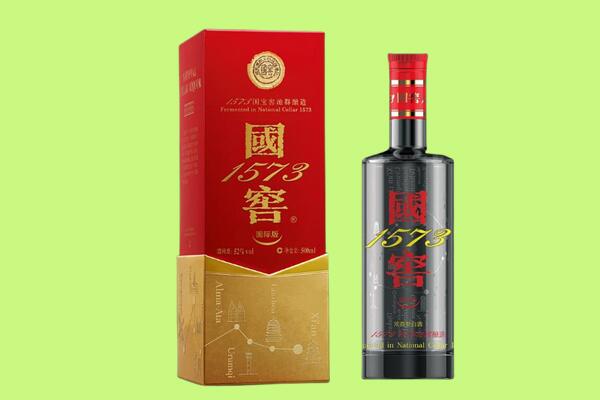 辽阳灯塔市回收国窖1573.jpg